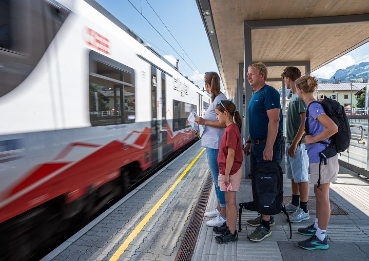 bahnhof-kirchberg-c-tvb-kitzbueheler-alpen-brixental-fotograf-medialab-kitzbuehel-3