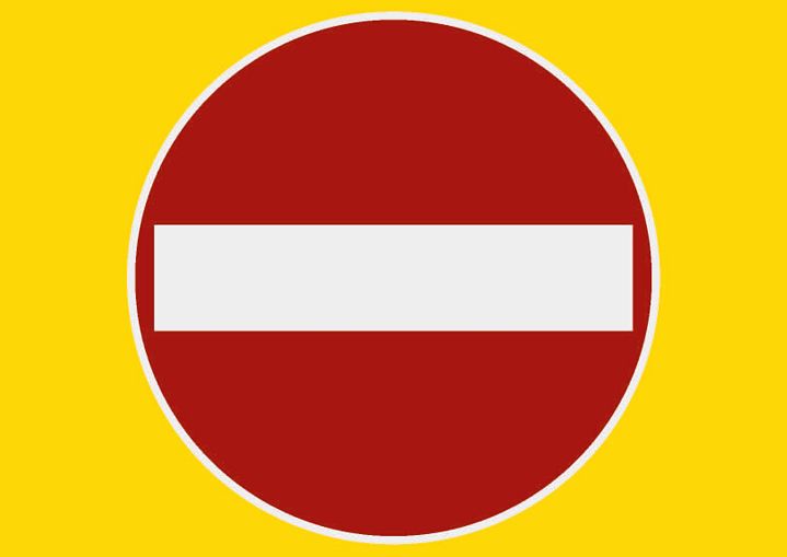 einbahnschild-downhilltrail-stop-20x26-bergauf-fahren-und-gehen-verboten
